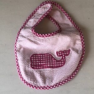 Vineyard vines bib - used once